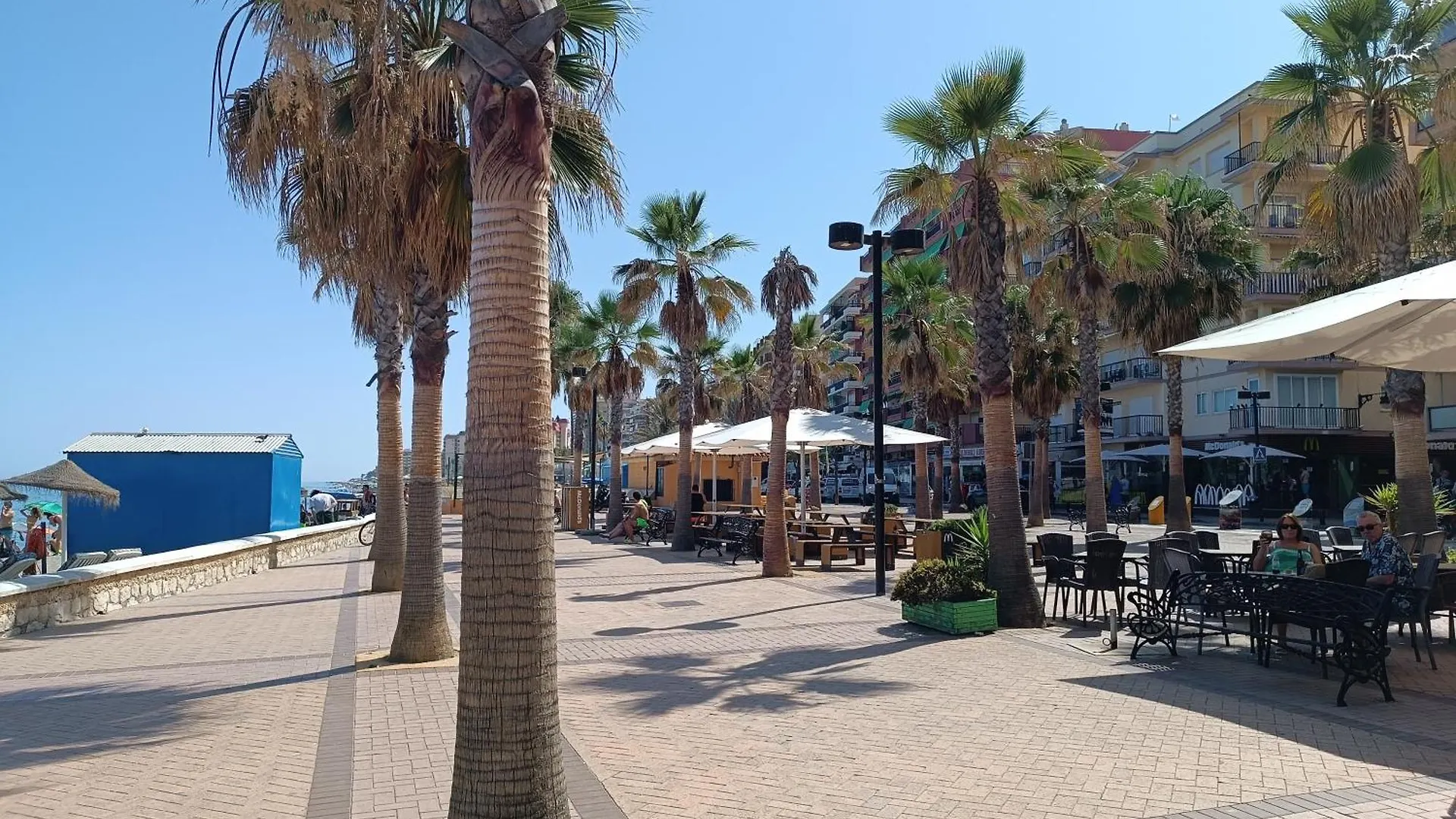 Amazing & Renovated 2-Bedroom Flat In Fuengirola
